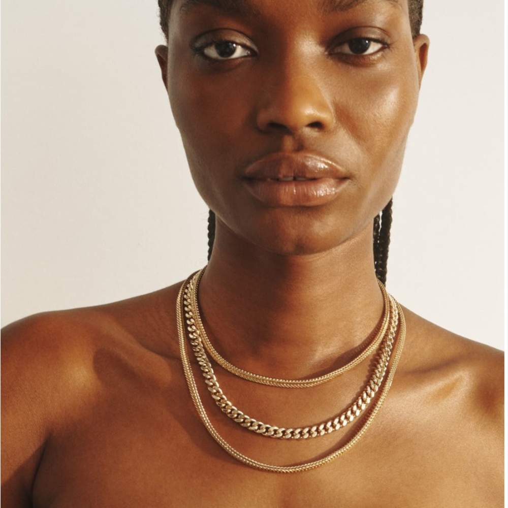 Chic Gold Layered Necklace